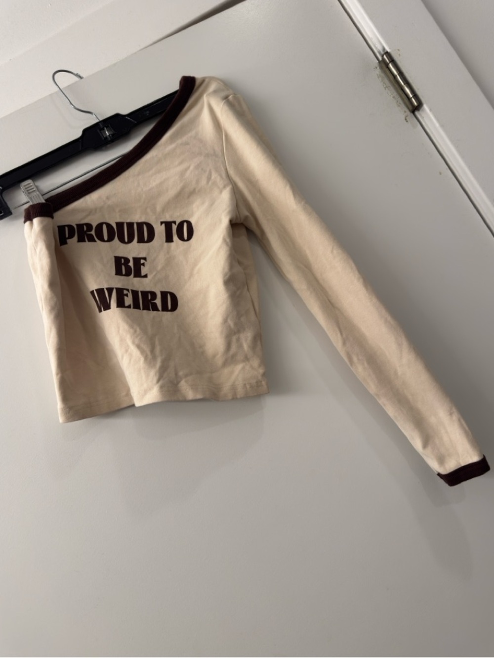 Edikted one shoulder long sleeve Beige Top proud to be weird